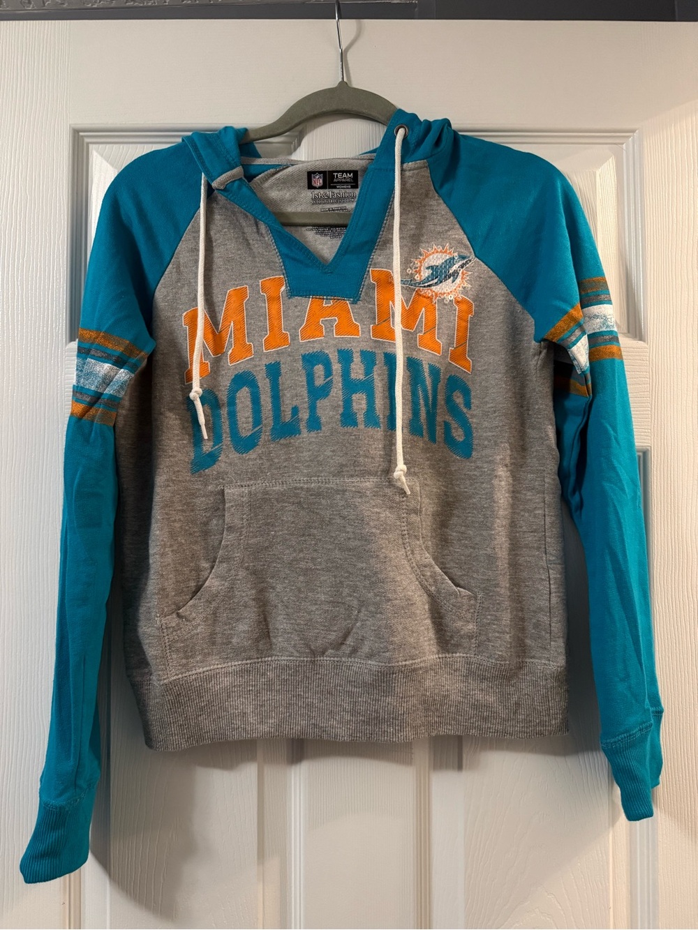 Miami Dolphins Women's Gray & Teal Pullover Hoodie
